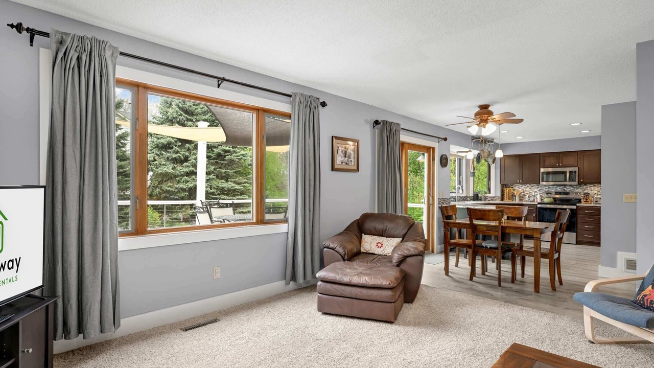 Photo of Livingroom in Rosemount