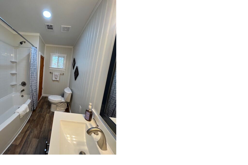 Photo of Bathroom in Tumbling Shoals