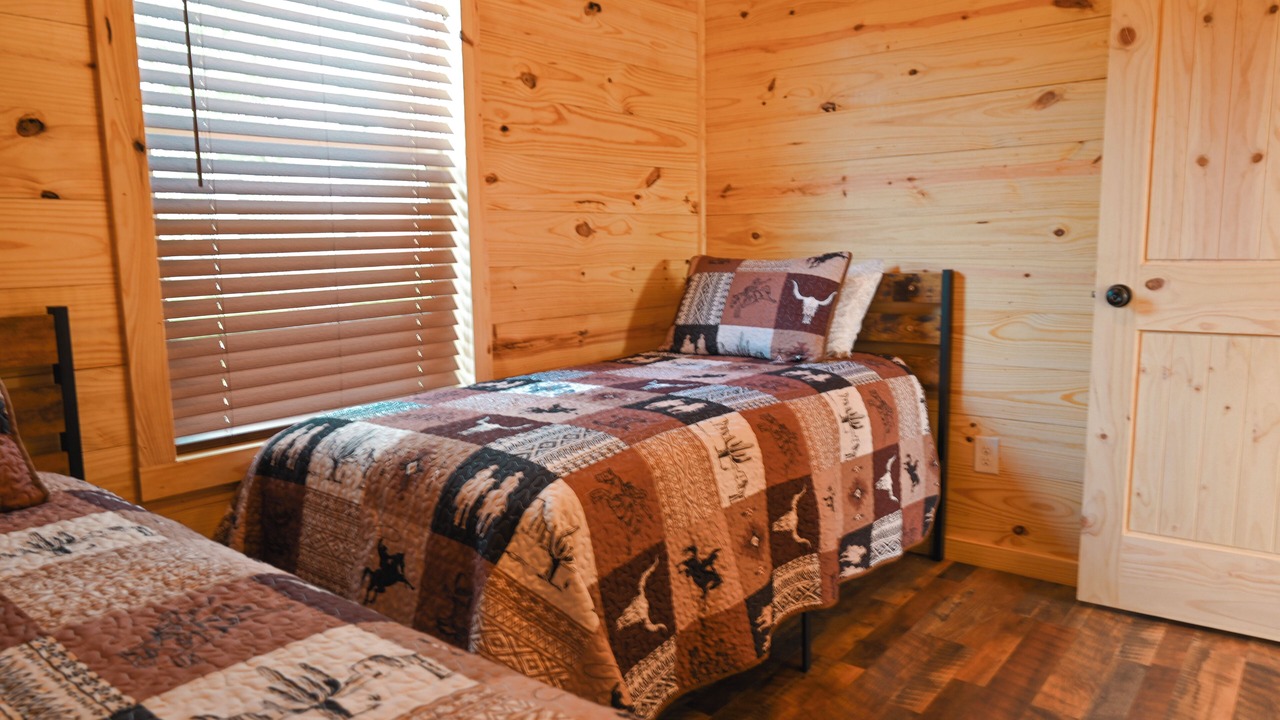 Photo of Bedroom in Edom