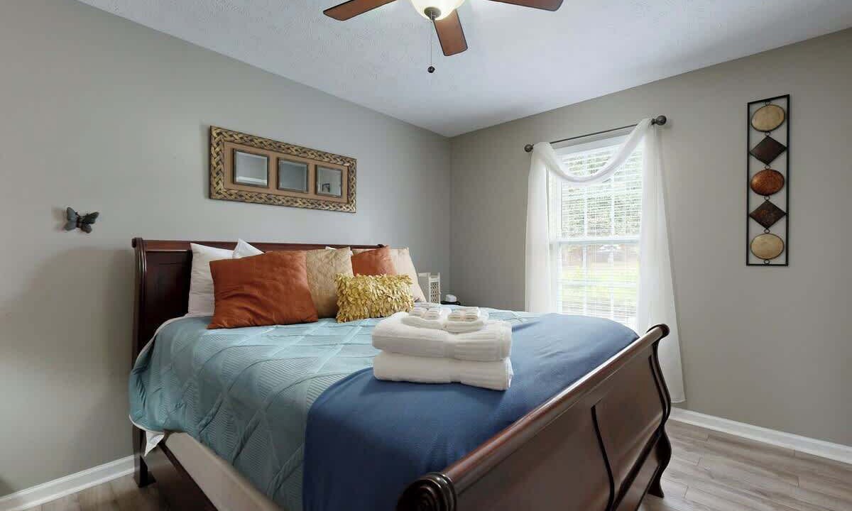 Photo of Bedroom in Mount Juliet