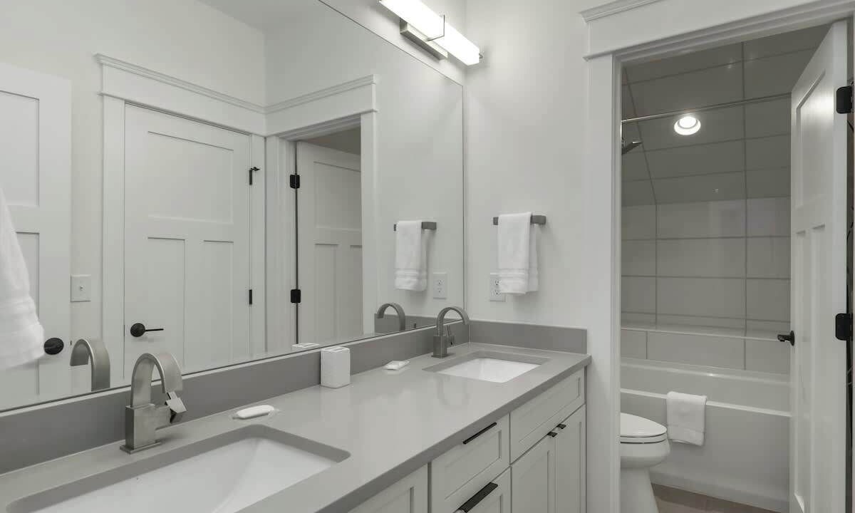 Photo of Bathroom in Salemtown