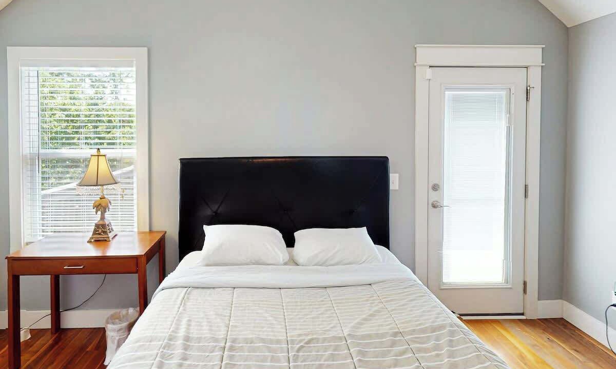Photo of Bedroom in The Nations