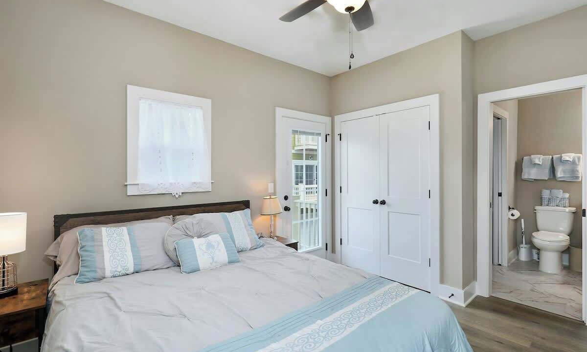 Photo of Bedroom in Lakewood