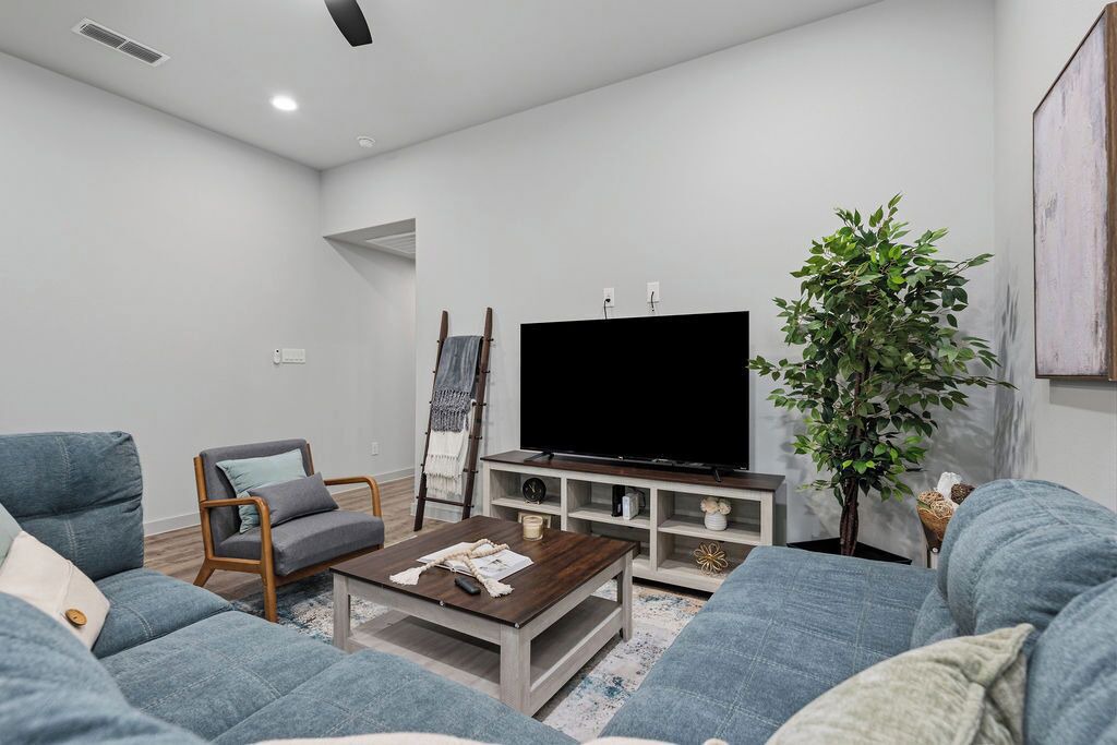 Photo of Livingroom in Greenville