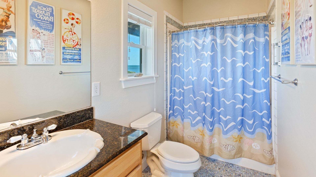 Photo of Bathroom in Hatteras