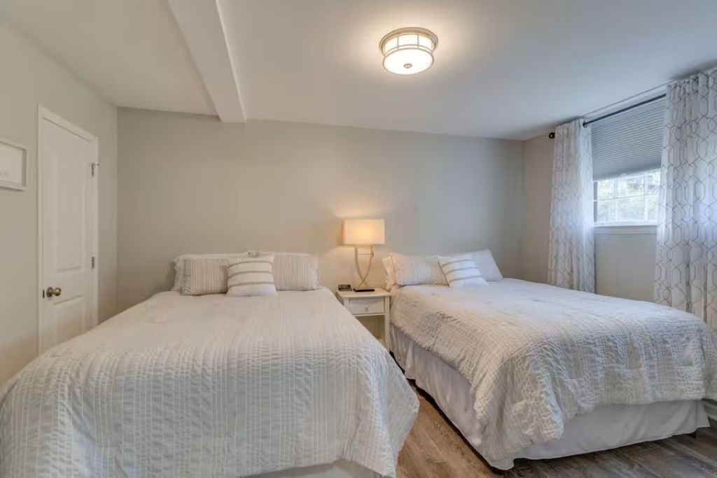 Photo of Bedroom in Hendersonville