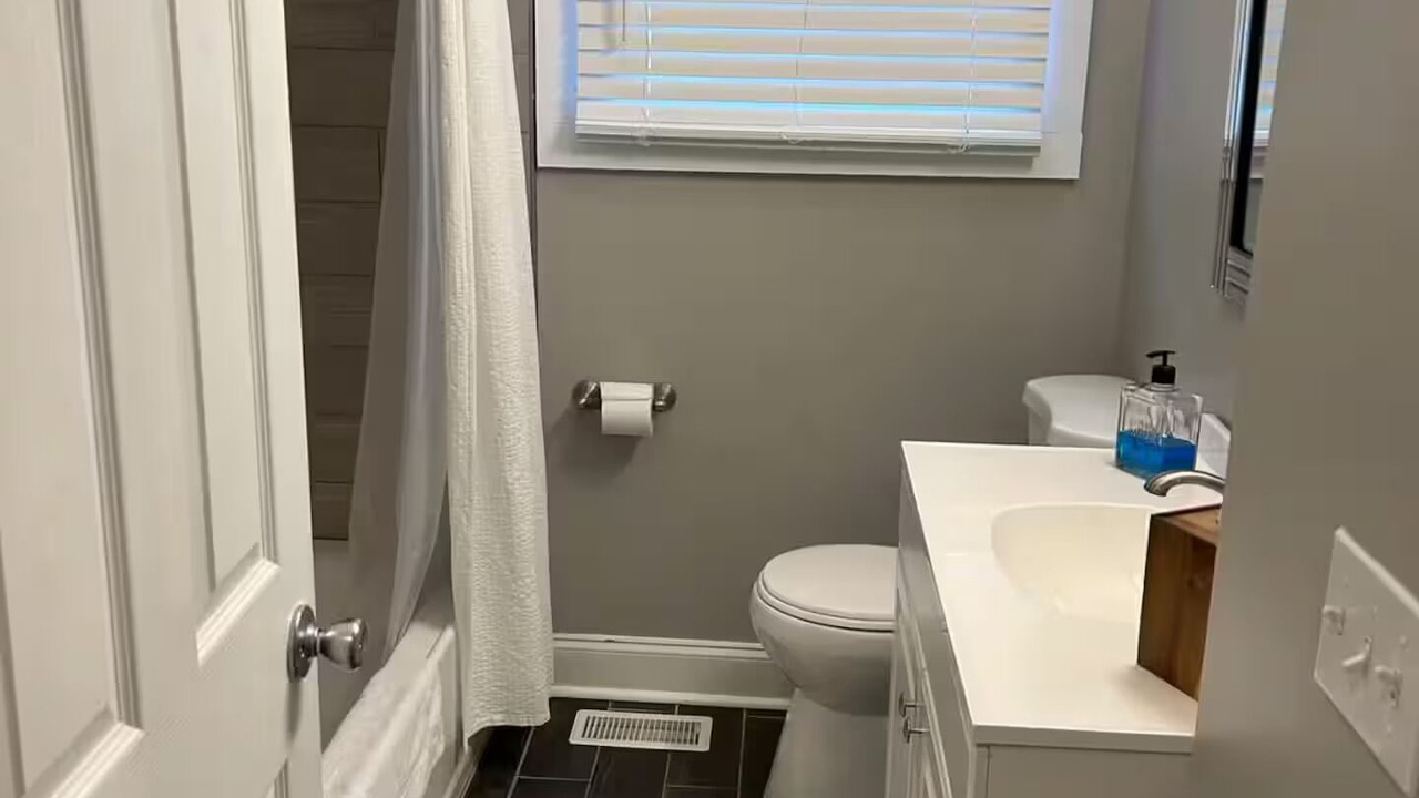 Photo of Bathroom in Hendersonville