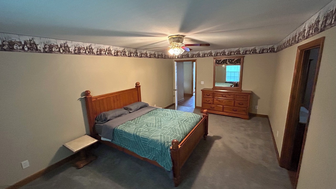 Photo of Bedroom in Spring City