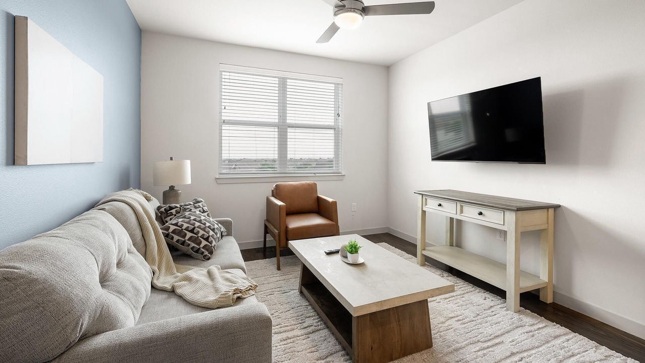 Photo of Livingroom in Fate