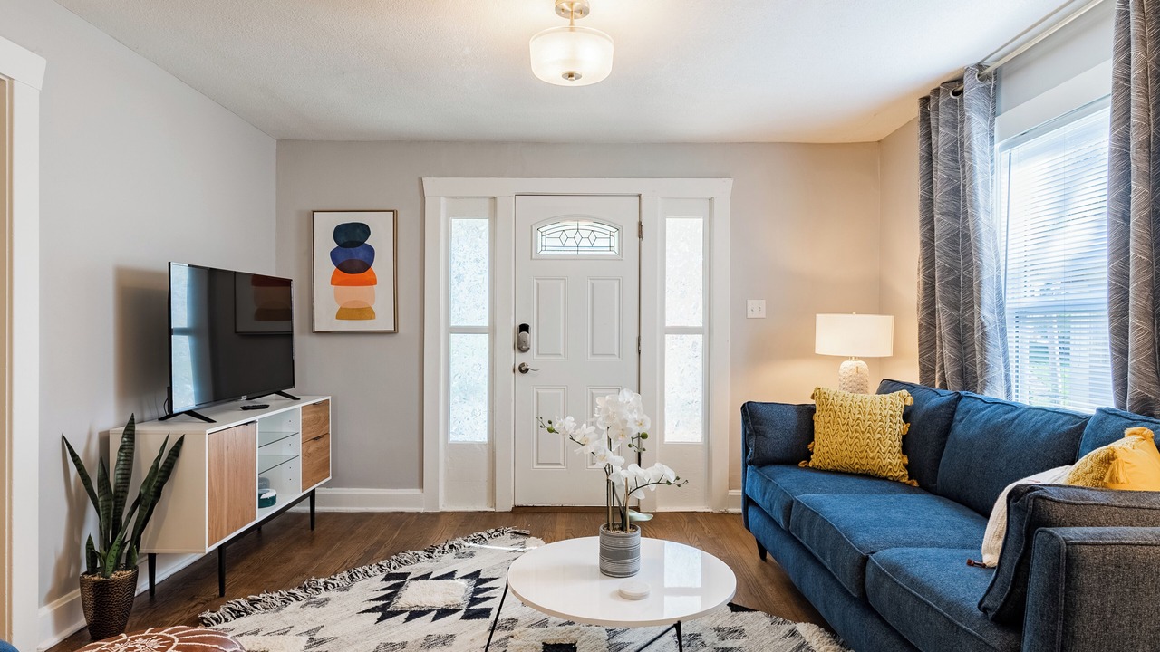 Photo of Livingroom in Rosedale