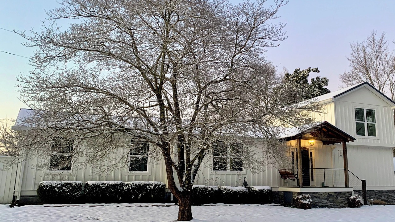 Photo of Outdoor in Fairview