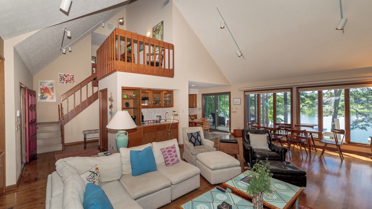 Photo of Livingroom in Mount Vernon