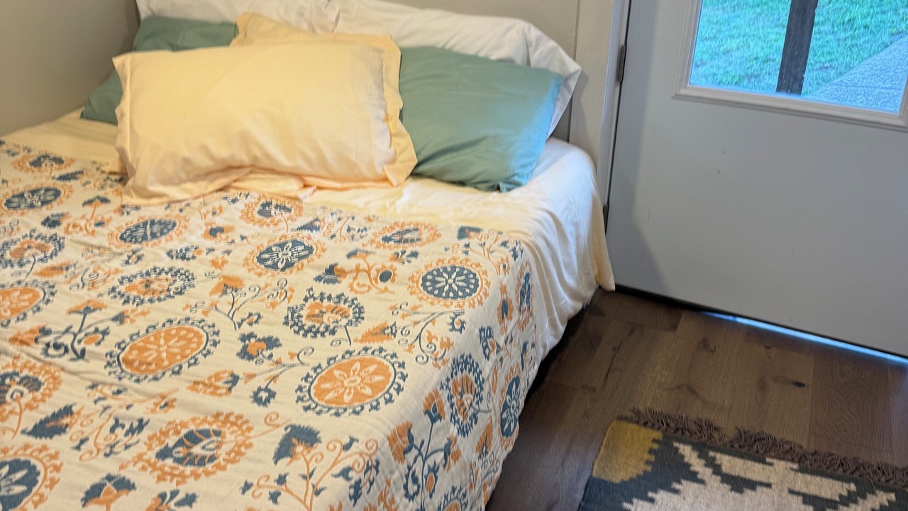 Photo of Bedroom in Roach