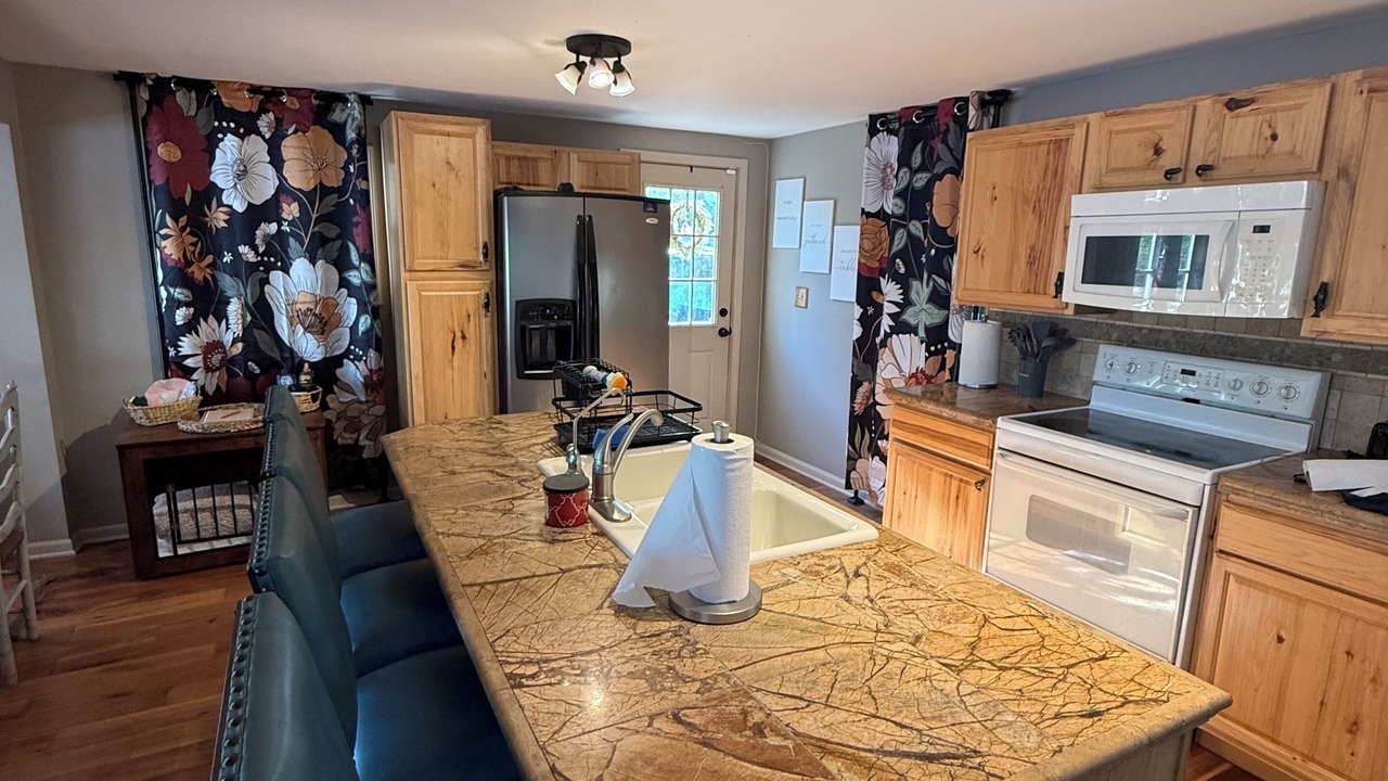 Photo of Kitchen in Roach