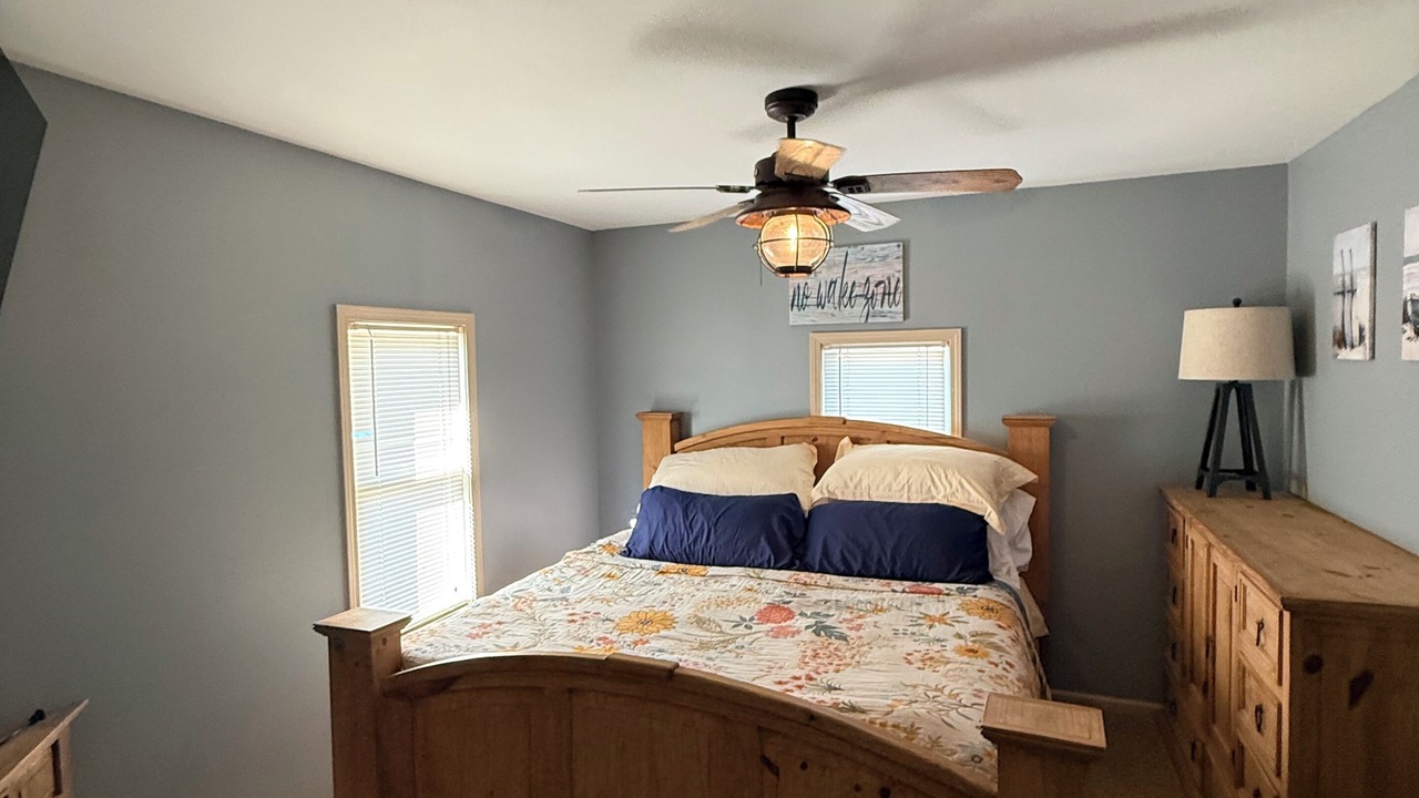 Photo of Bedroom in Roach