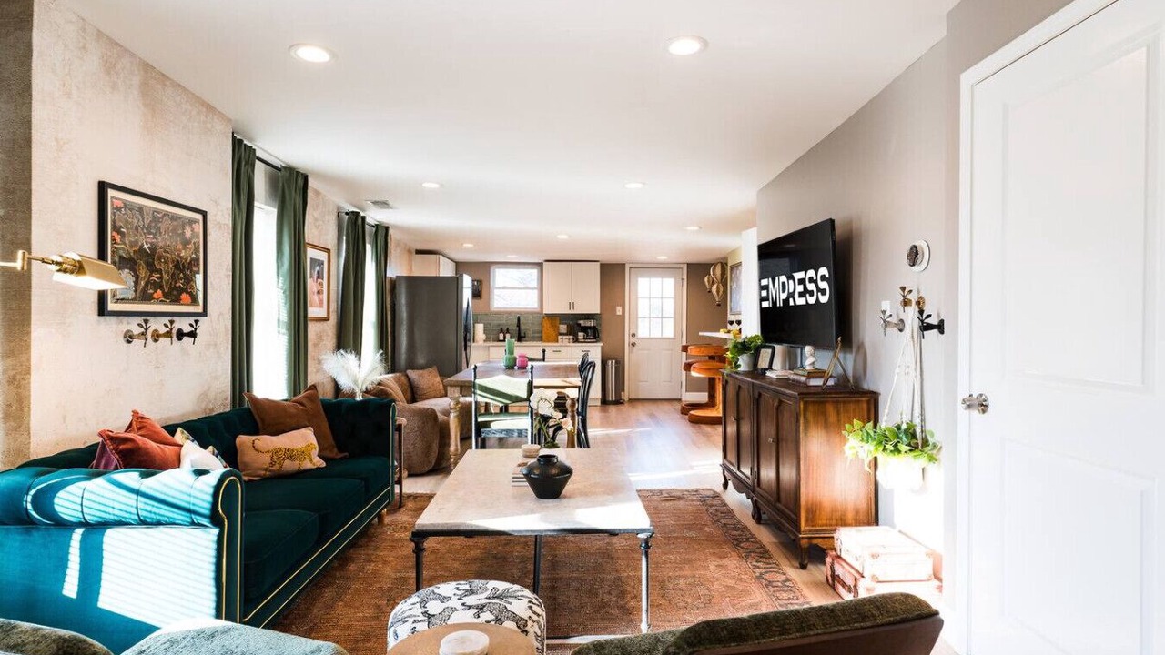 Photo of Livingroom in St. Louis