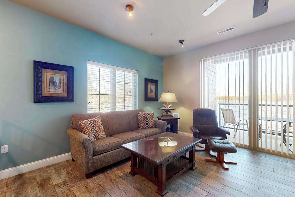 Photo of Livingroom in Lake Delton