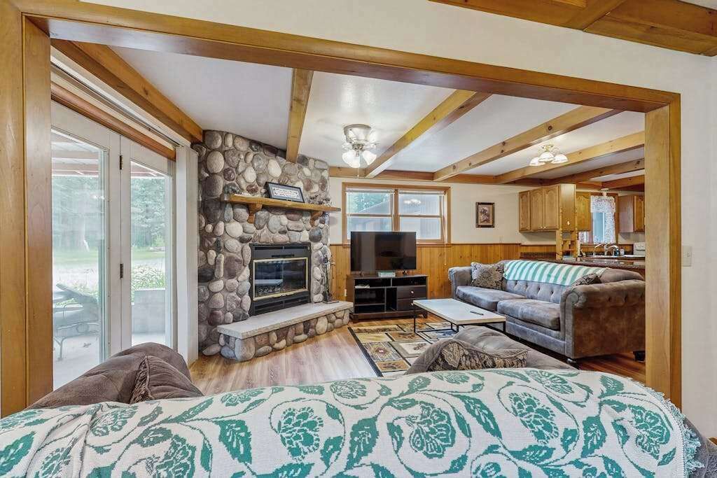 Photo of Livingroom in Friendship