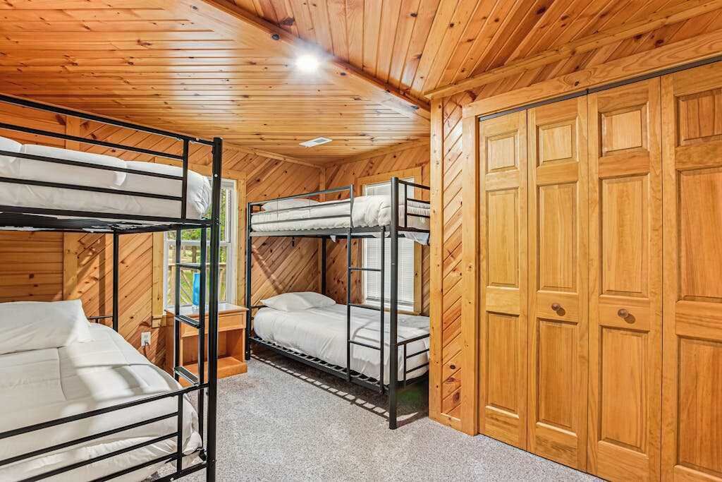 Photo of Bedroom in Mather
