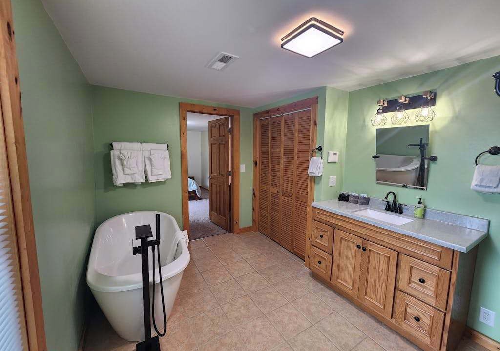 Photo of Bathroom in Mather