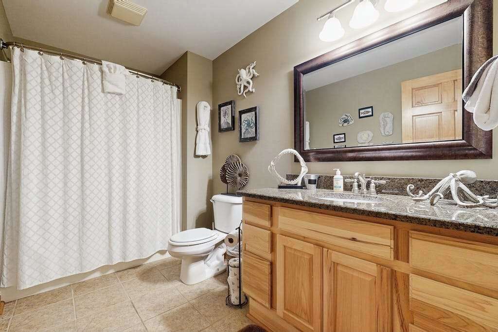 Photo of Bathroom in Arkdale