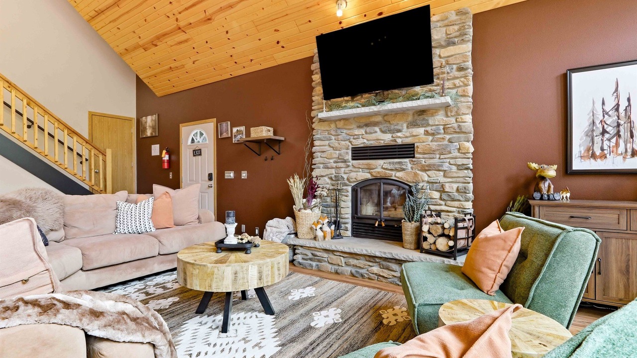 Photo of Livingroom in Nekoosa