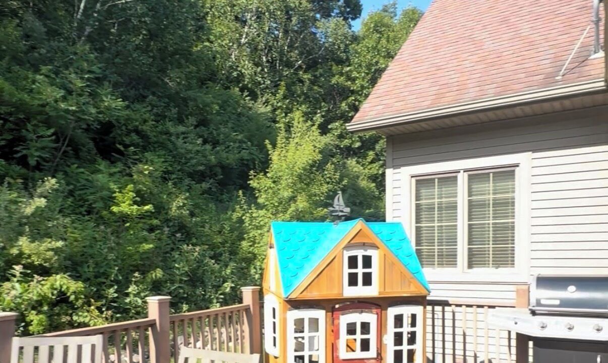 Photo of Patio Balcony in West Salem