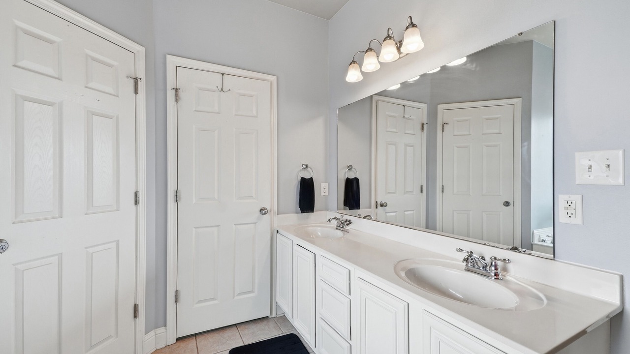 Photo of Bathroom in Greenbrier