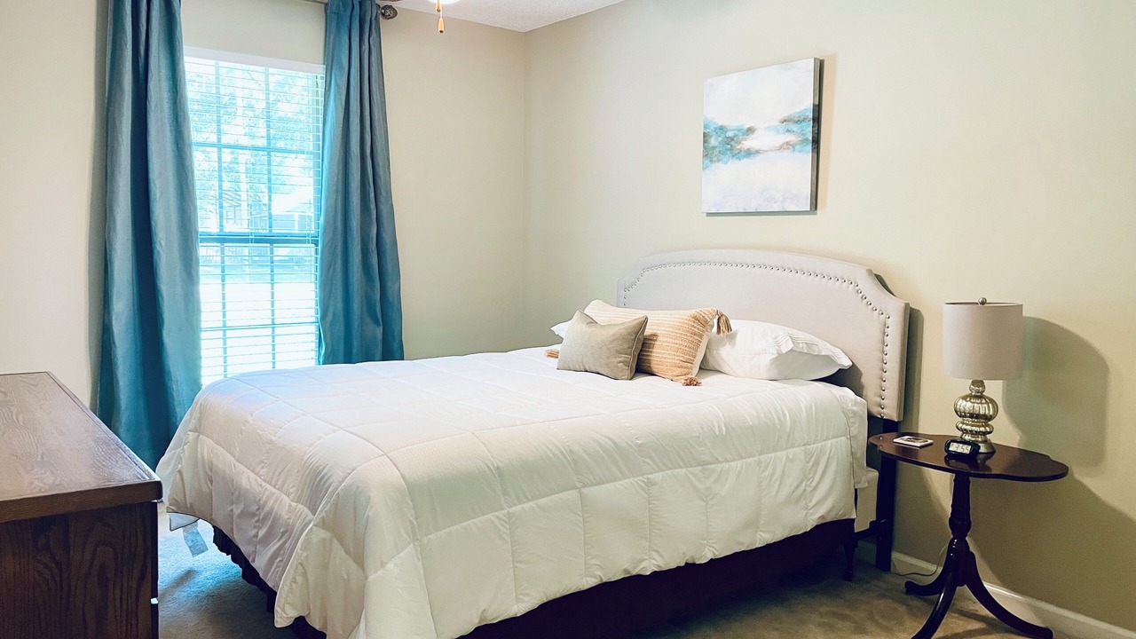 Photo of Bedroom in Mandeville