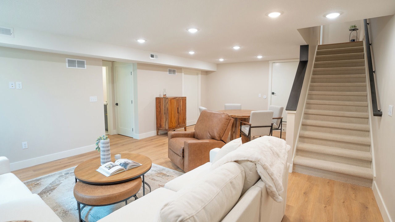 Photo of Livingroom in Charles City