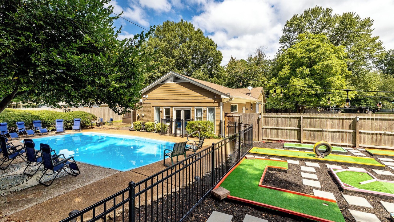 Photo of Outdoor in East Memphis