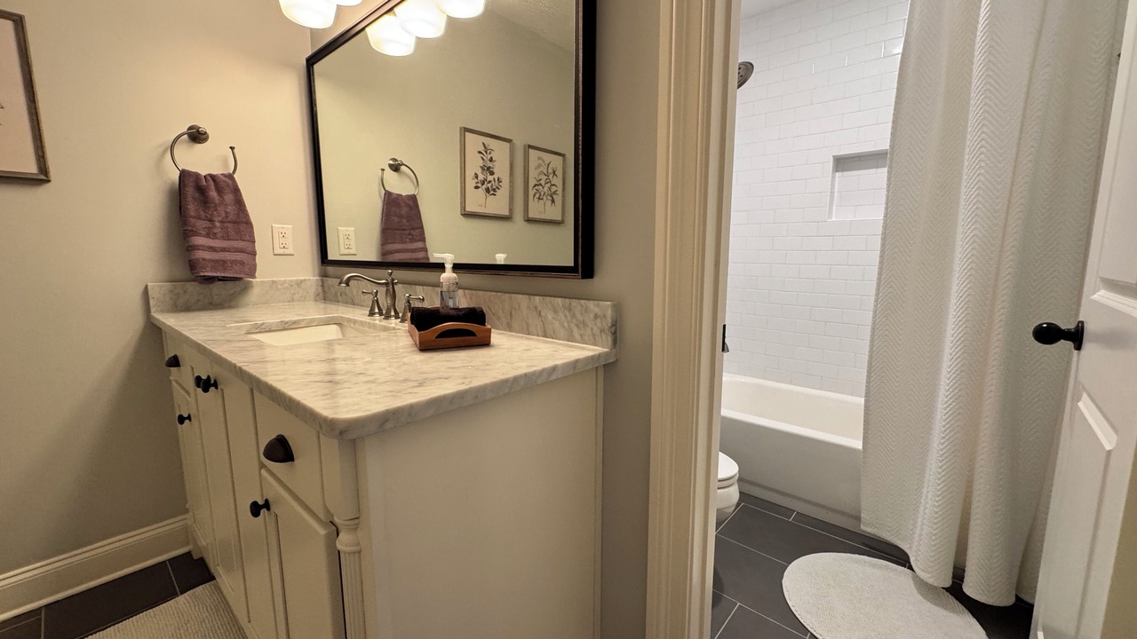 Photo of Bathroom in Hernando