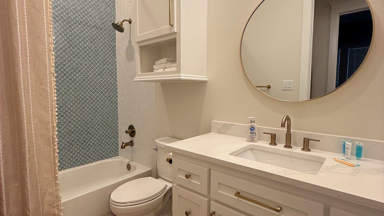 Photo of Bathroom in Terramar Beach