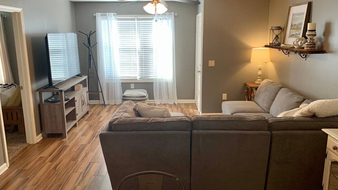 Photo of Livingroom in Lexington