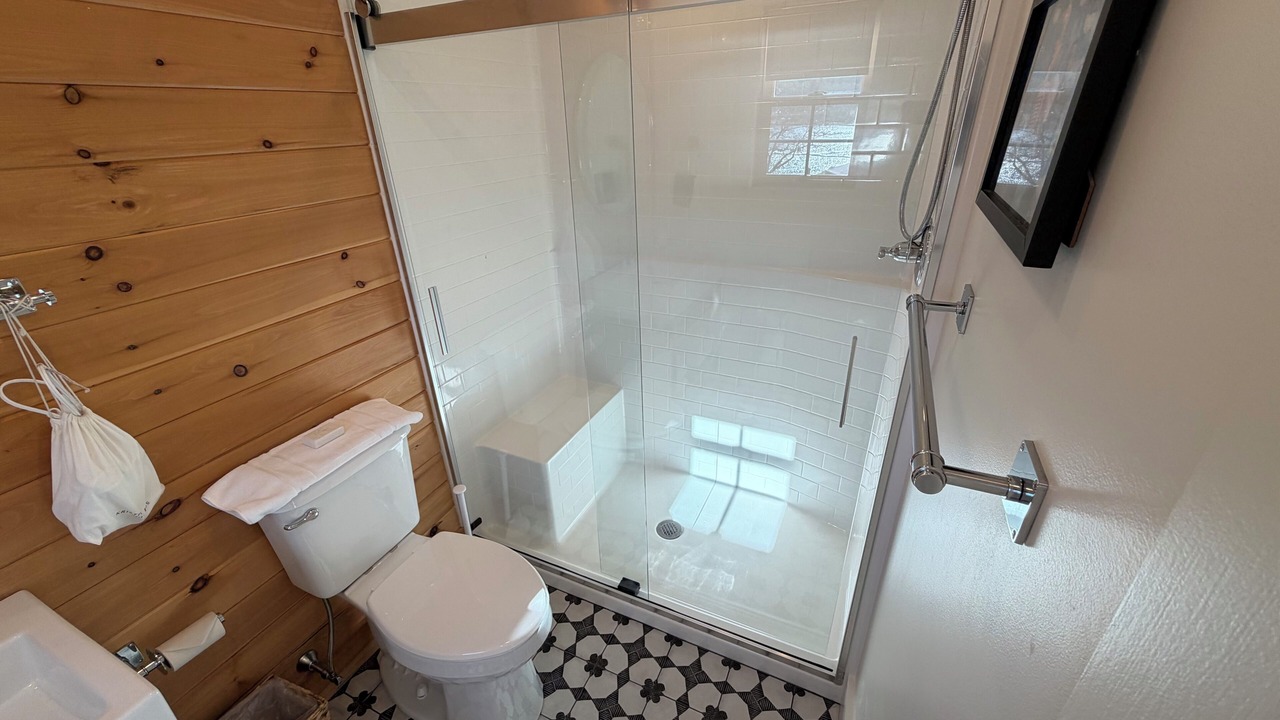 Photo of Bathroom in Lake George