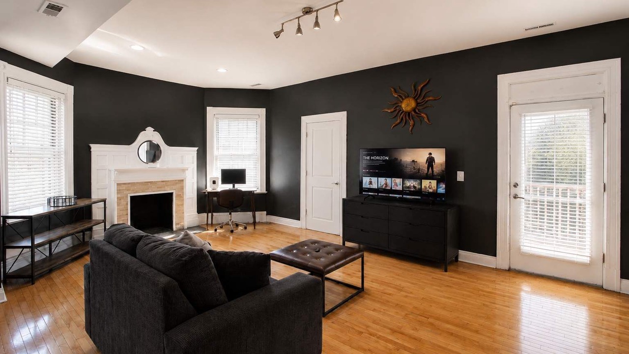 Photo of Livingroom in The Gate