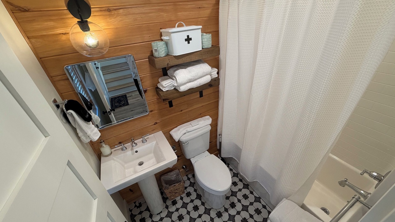 Photo of Bathroom in Lake George