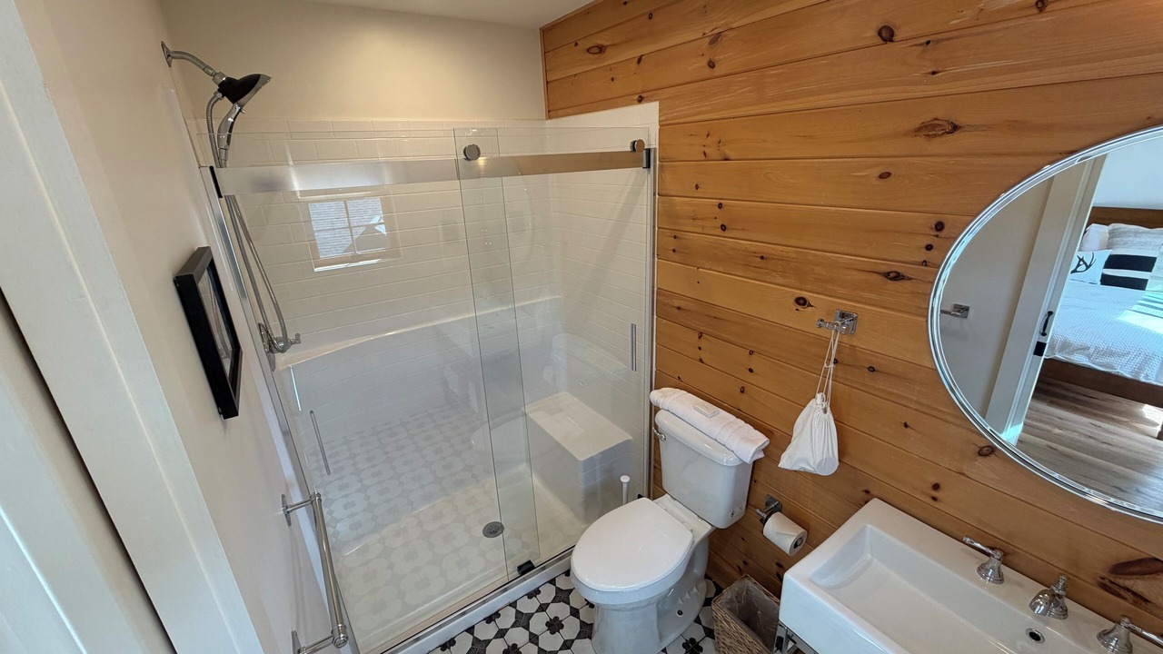 Photo of Bathroom in Lake George