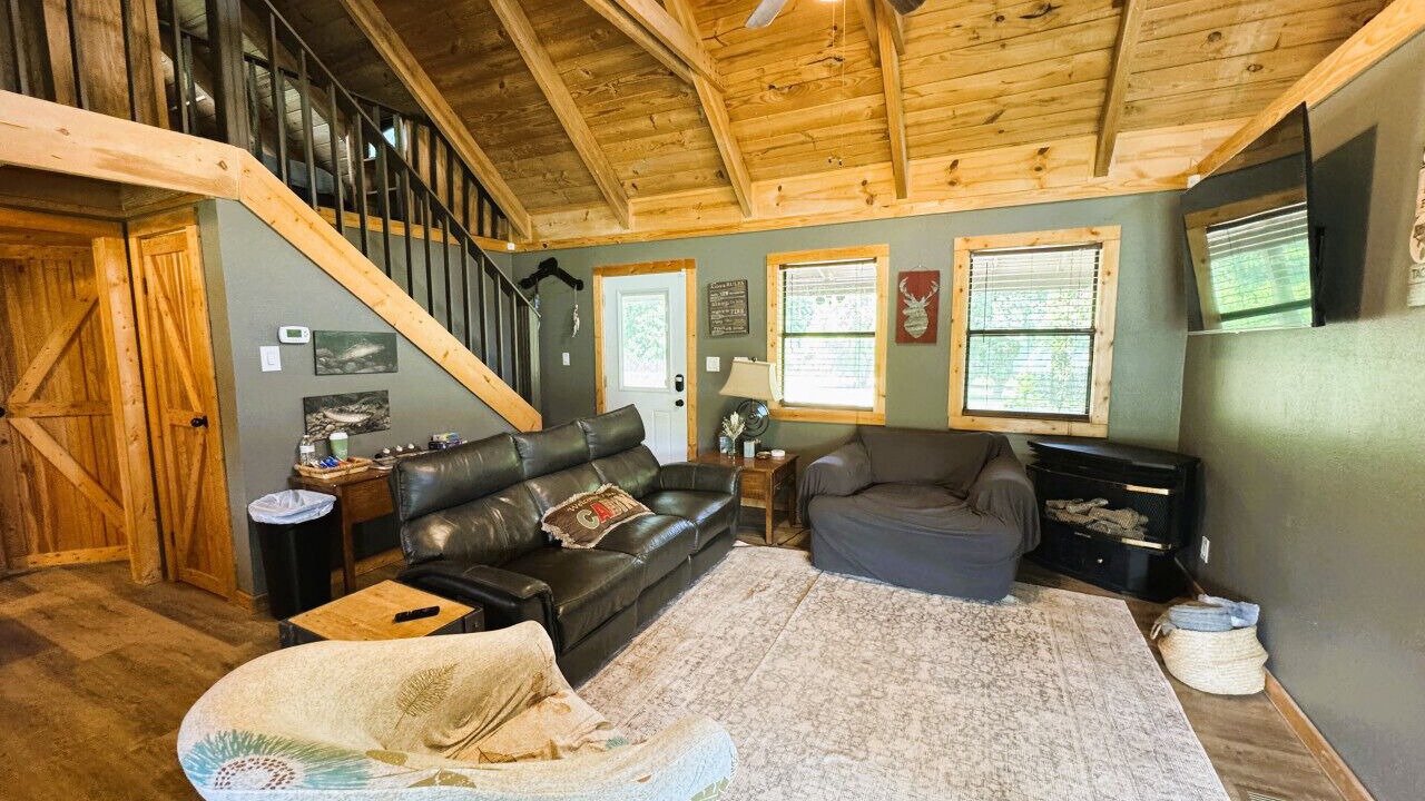 Photo of Livingroom in Guion