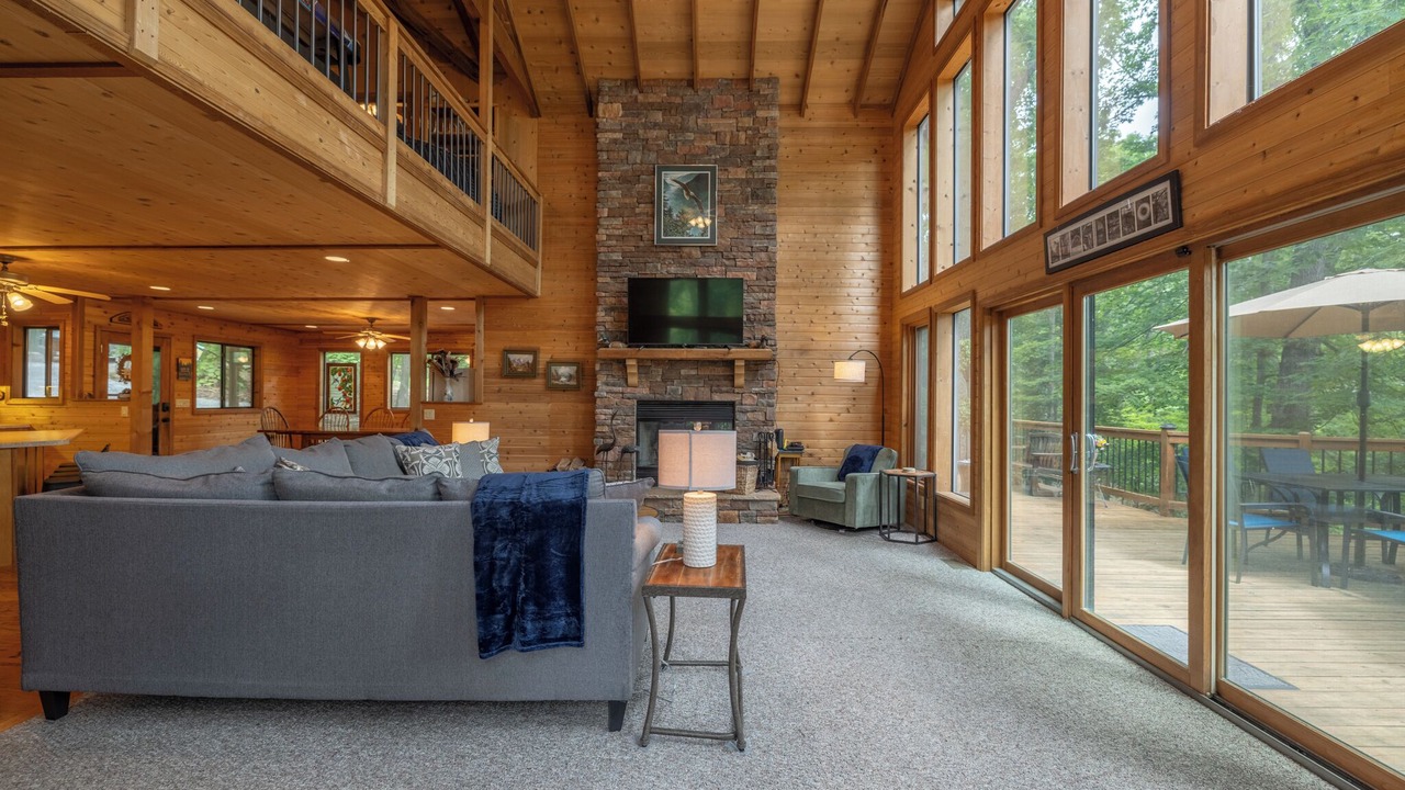 Photo of Livingroom in Innsbrook
