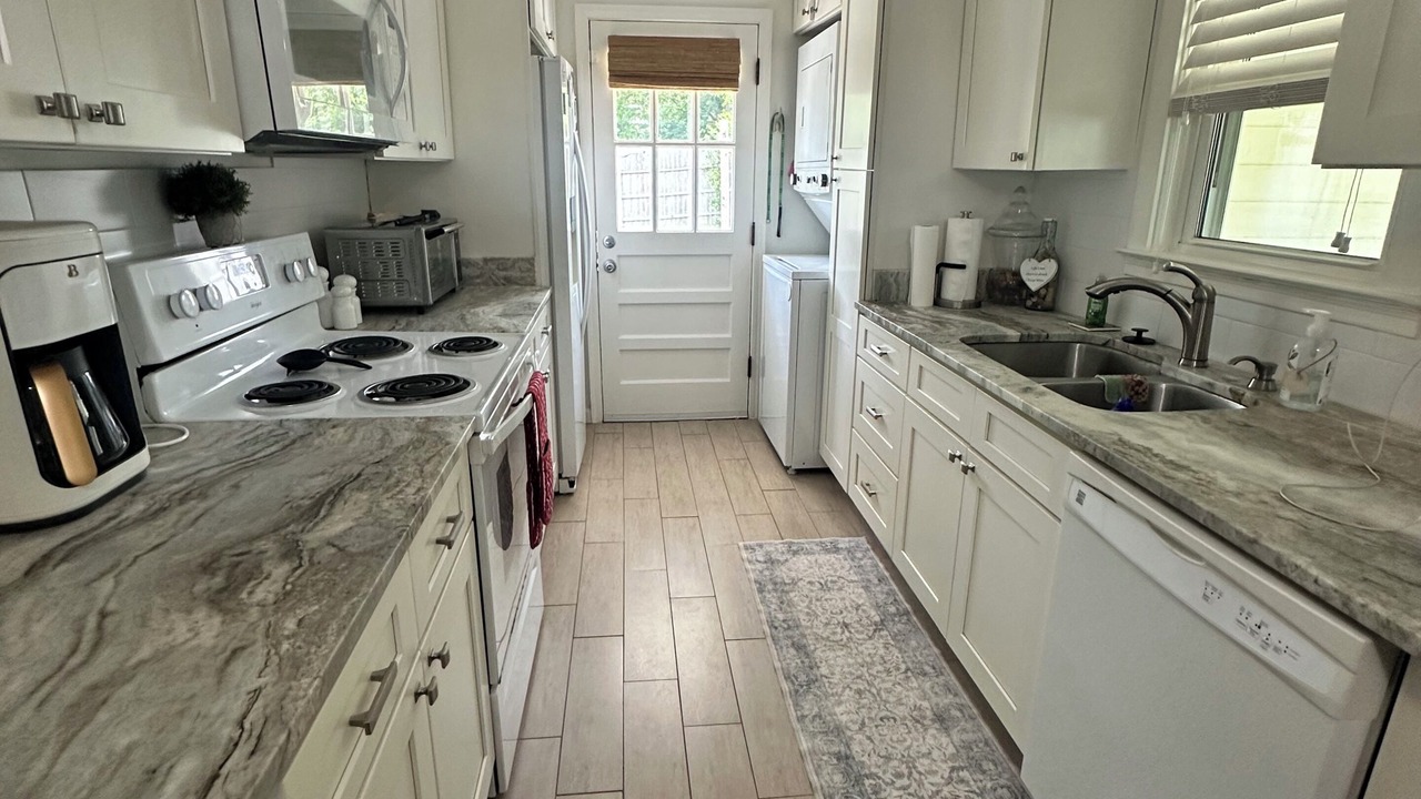 Photo of Kitchen in East Memphis