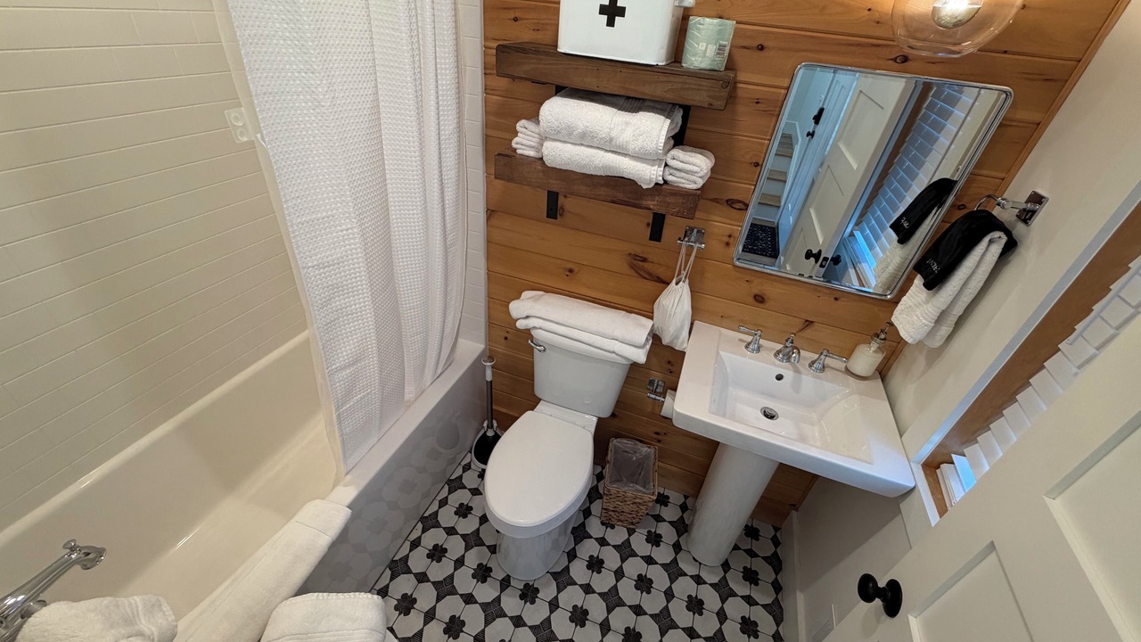 Photo of Bathroom in Lake George
