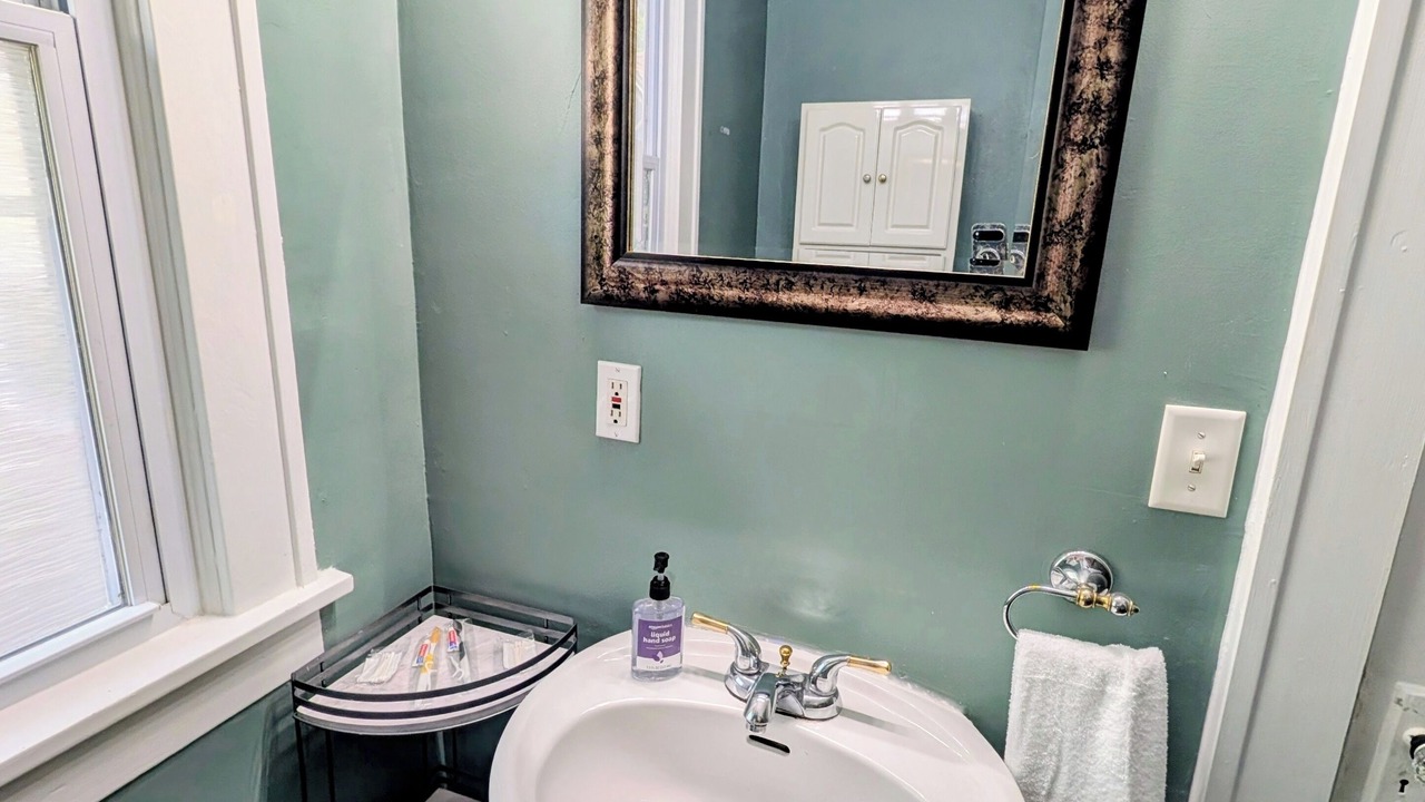 Photo of Bathroom in Blue Springs