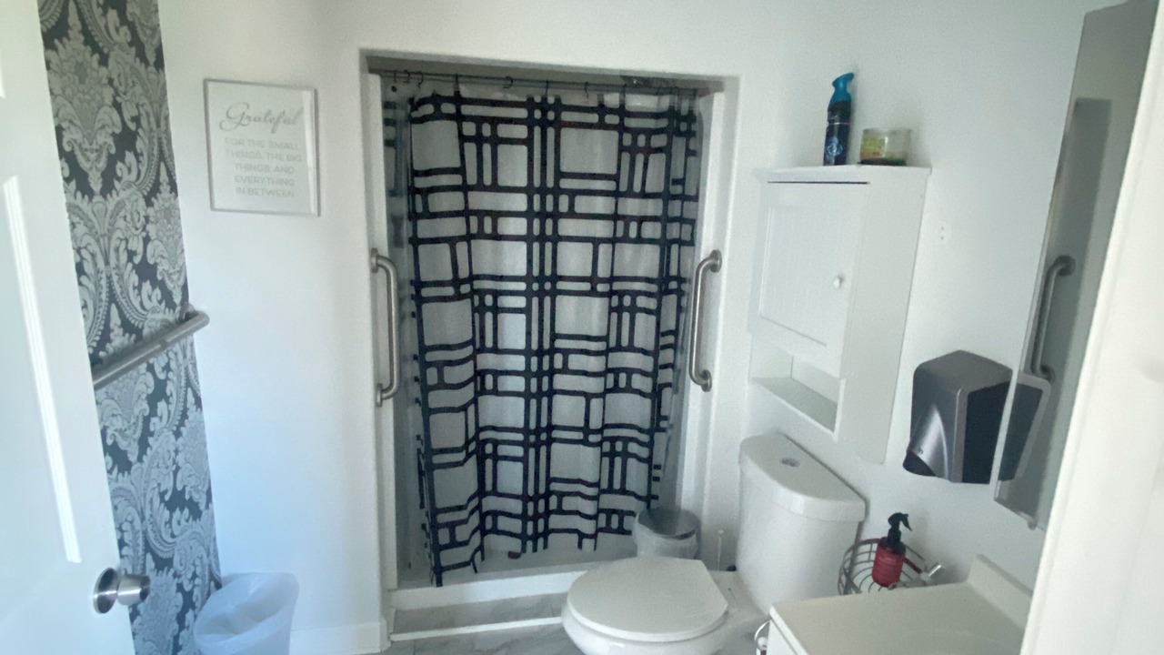 Photo of Bathroom in Hendersonville