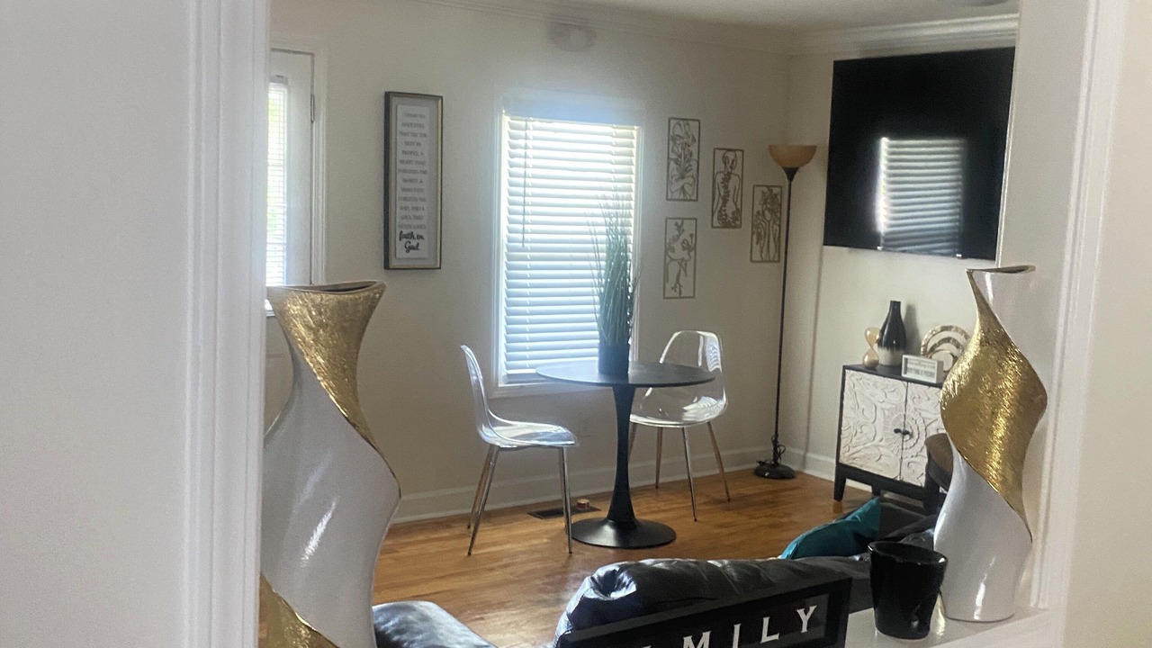 Photo of Livingroom in Hendersonville