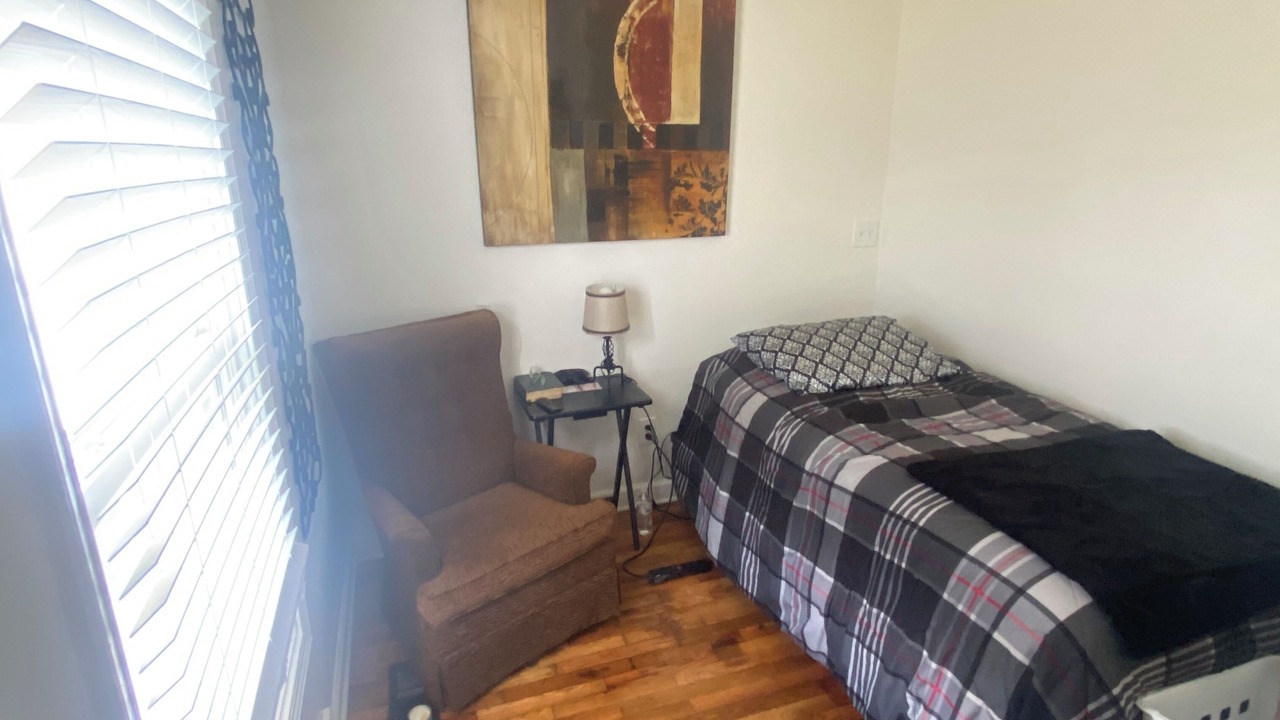 Photo of Bedroom in Hendersonville
