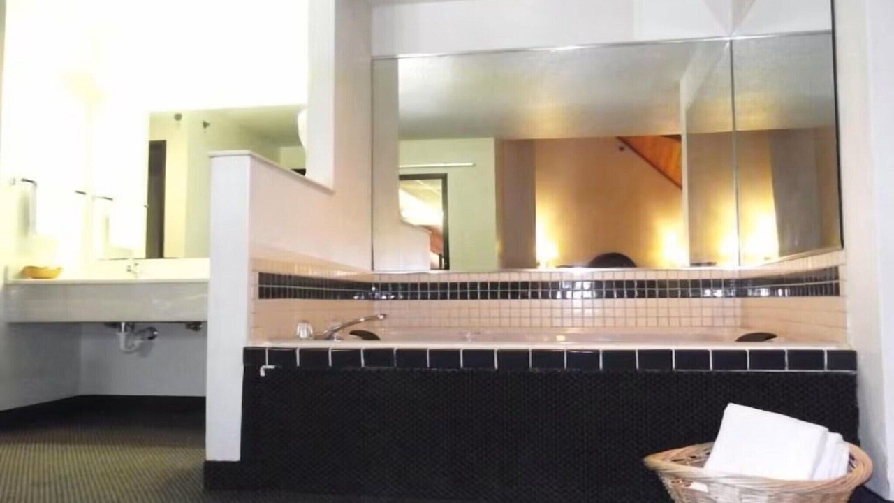 Photo of Bathroom in Fulton