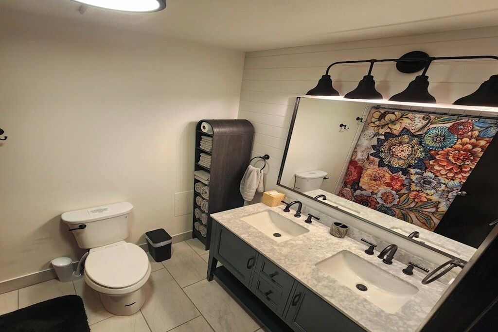 Photo of Bathroom in Poplar Bluff