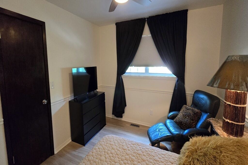 Photo of Bedroom in Poplar Bluff