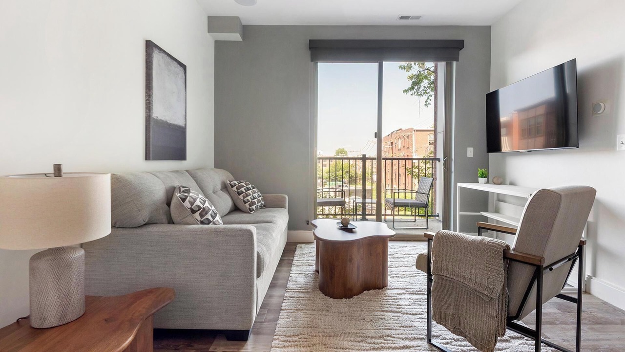 Photo of Livingroom in DeBaliviere Place